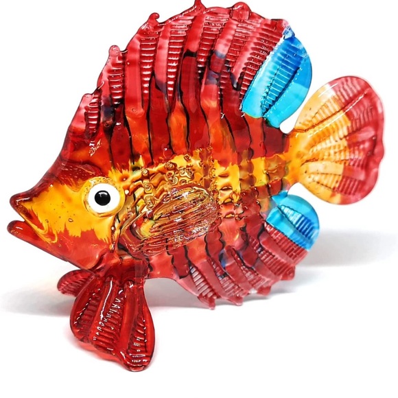 Miniature glass blown fish figurine. - Picture 7 of 9